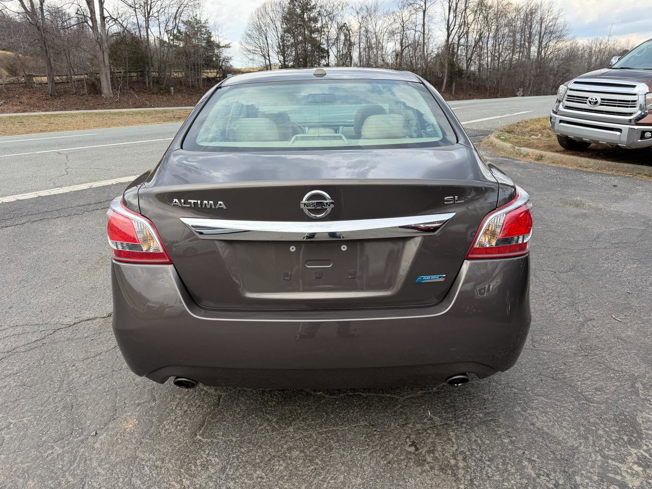 Used 2013 Nissan Altima 2.5 SL w/ Technology Pkg FWD image 6