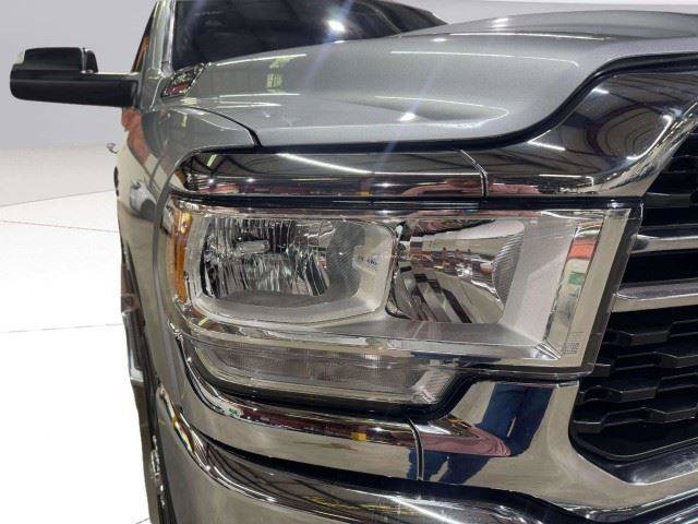 Used 2022 RAM 2500 Big Horn AWD/4WD image 11
