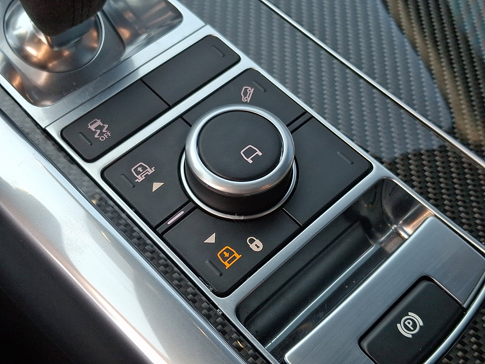 Used 2022 Land Rover Range Rover Sport HST image 24