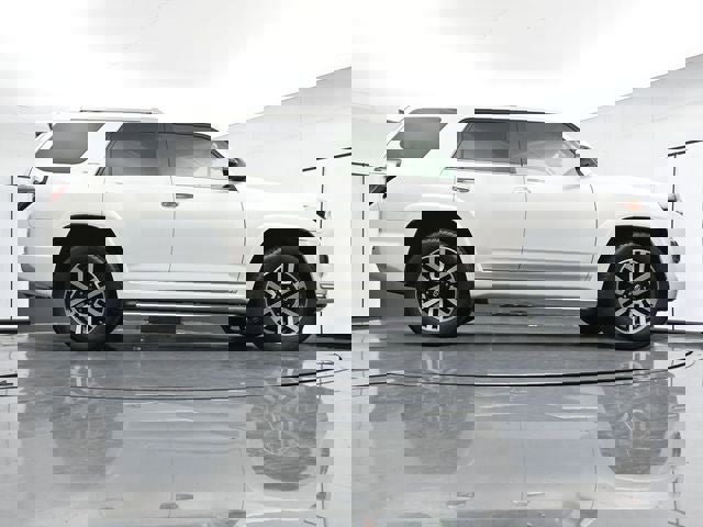 Used 2017 Toyota 4Runner Limited image 34