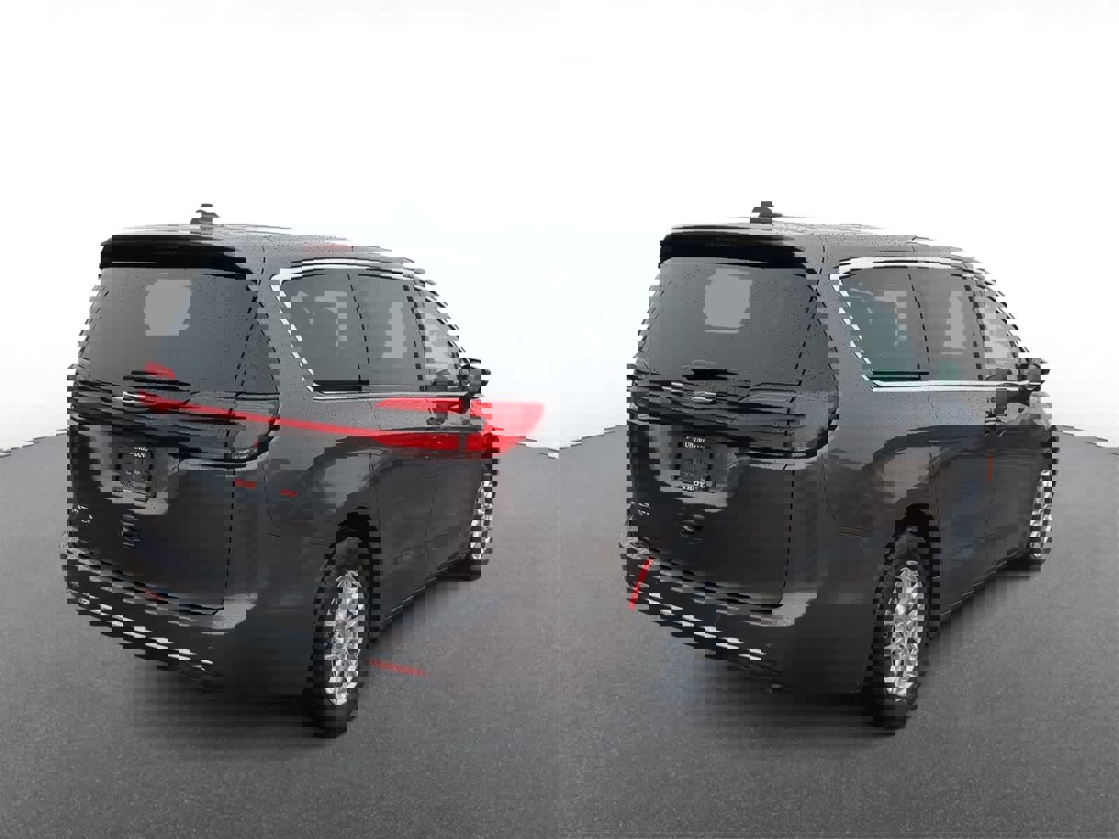 Certified 2023 Chrysler Pacifica Touring-L image 8