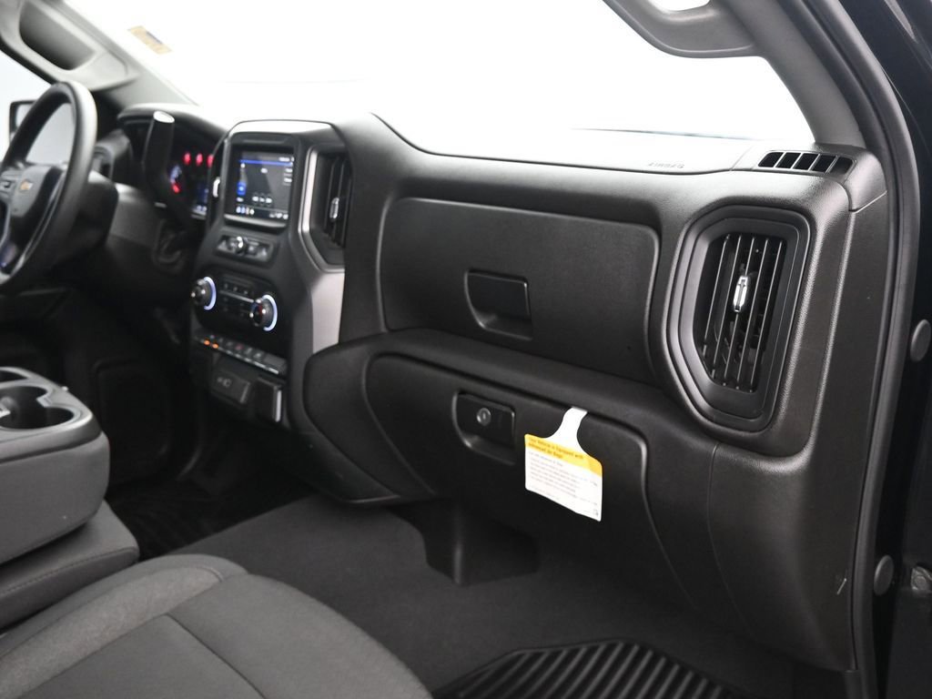 Used 2024 Chevrolet Silverado 1500 Custom image 13