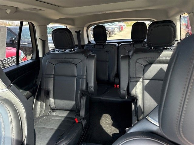 New 2025 Lincoln Aviator Reserve w/ Equipment Group 201A image 16