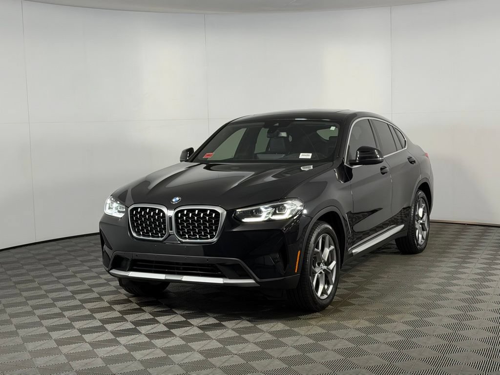 Used 2025 BMW X4 xDrive30i AWD/4WD image 8