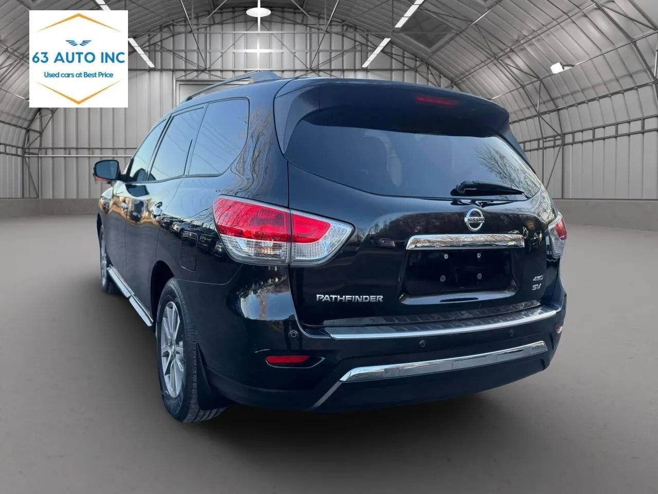 Used 2016 Nissan Pathfinder SV AWD/4WD image 3