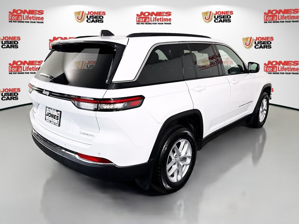 Used 2025 Jeep Grand Cherokee Laredo X AWD/4WD image 17