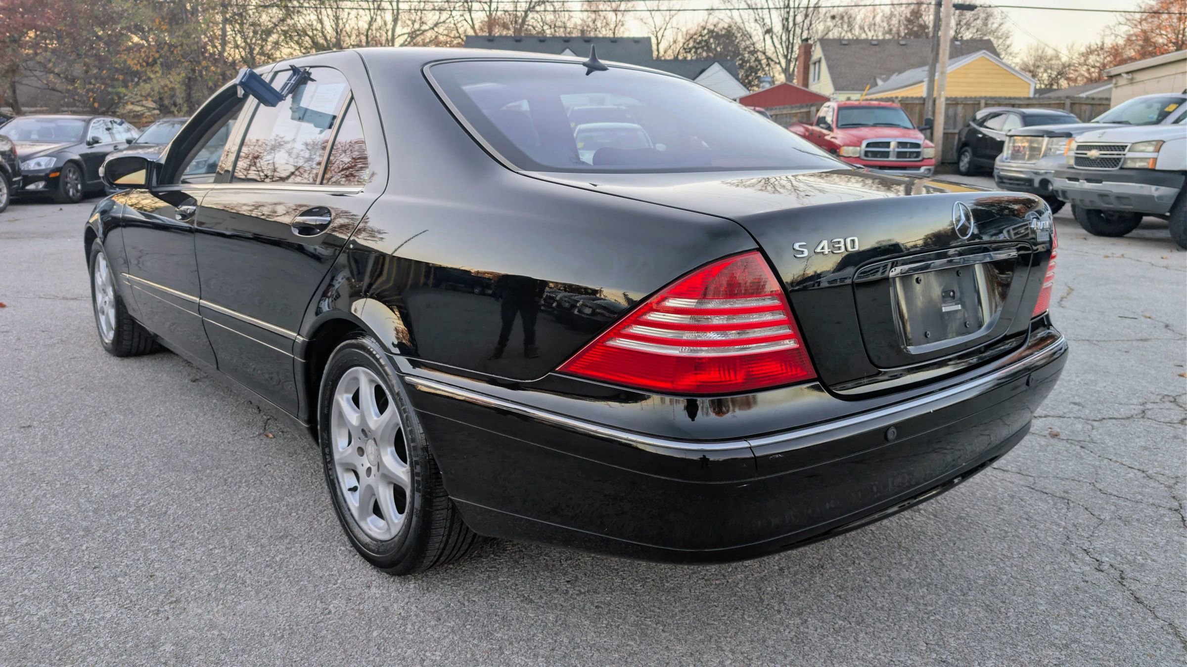 Used 2005 Mercedes-Benz S 430 S 430 4MATIC Sedan 4D image 5