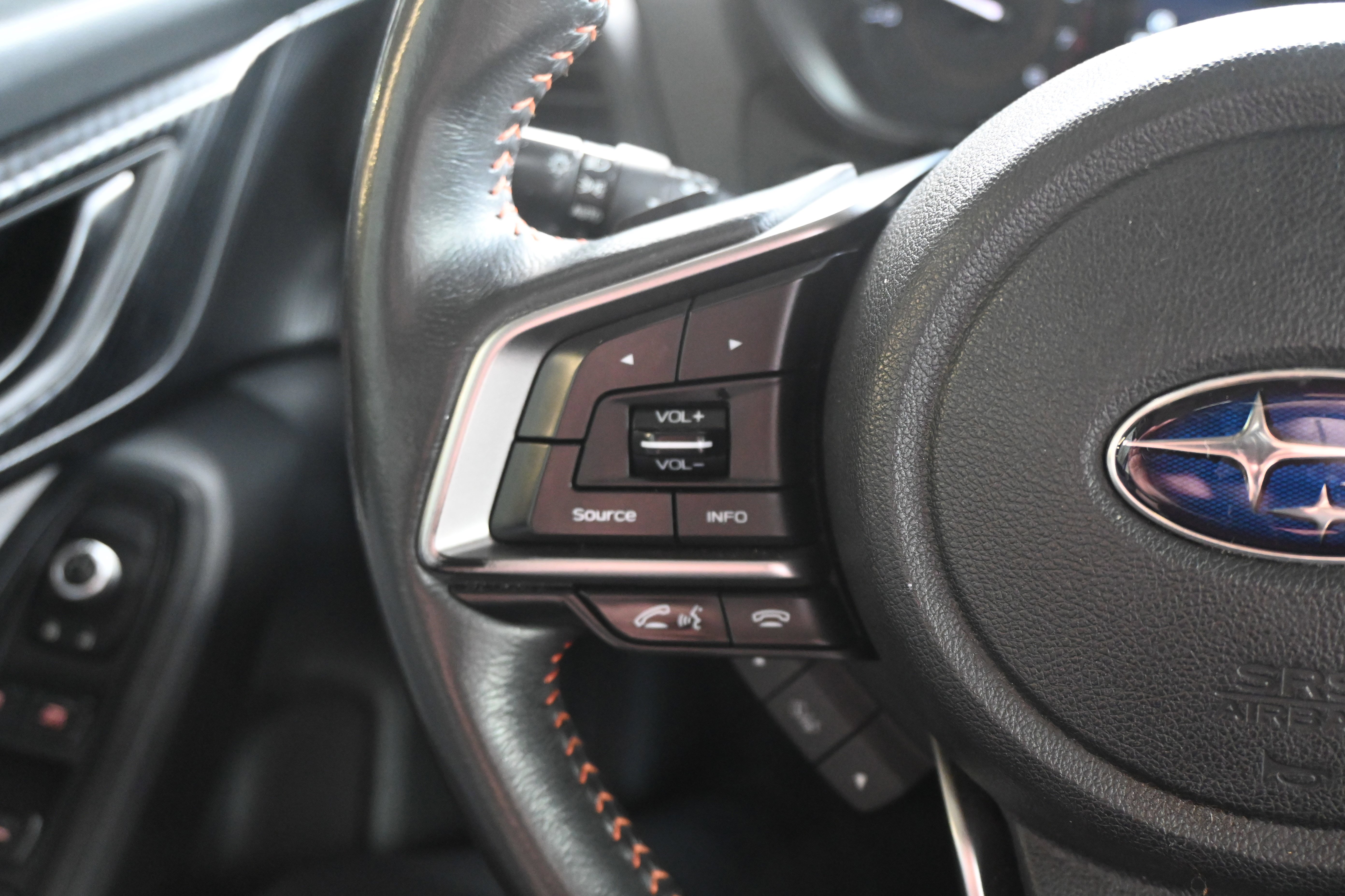 Used 2020 Subaru Crosstrek 2.0i Premium w/ Moonroof Package 2 image 18