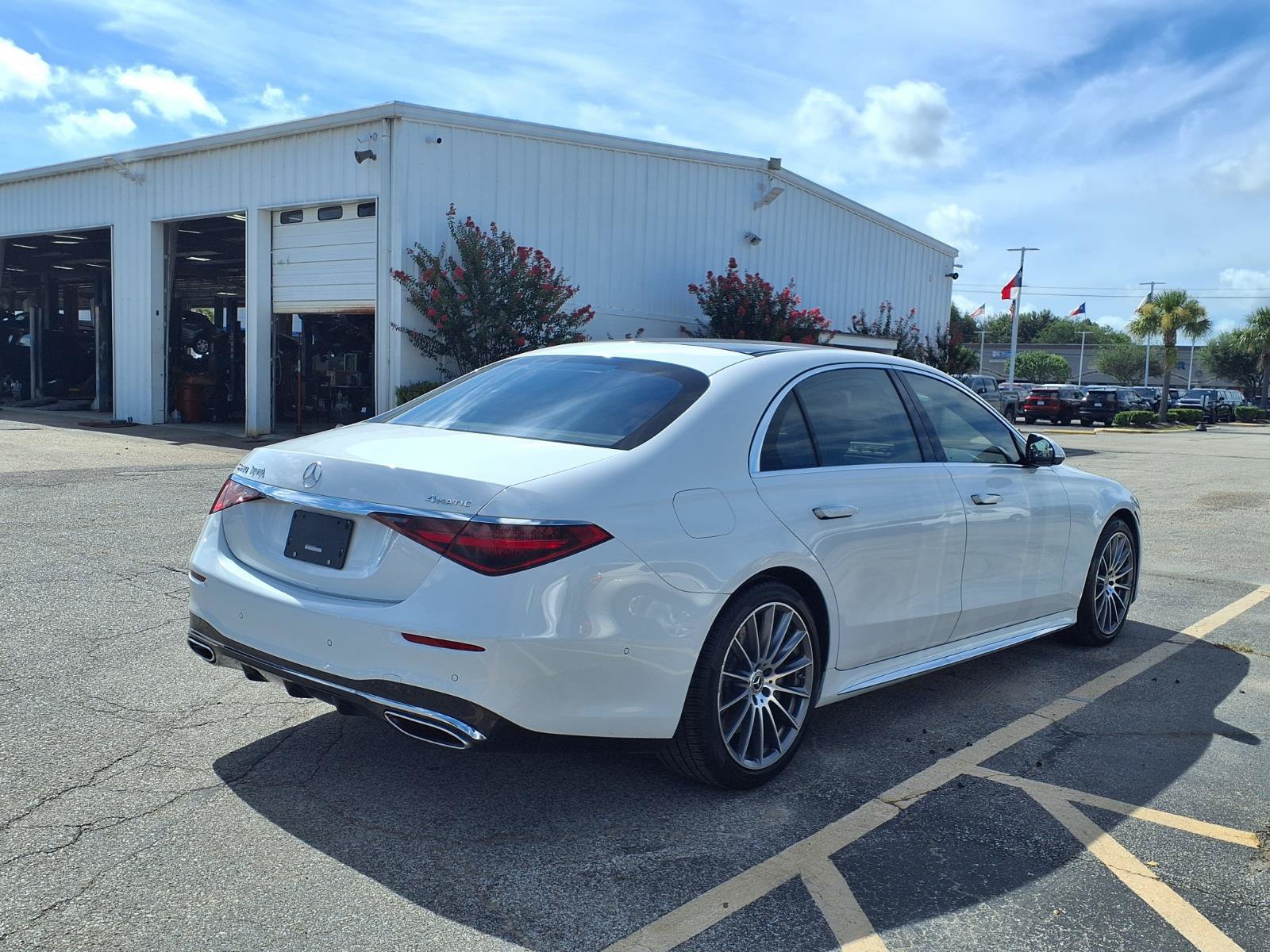 Used 2026 Mercedes-Benz S 580 4MATIC Sedan image 2