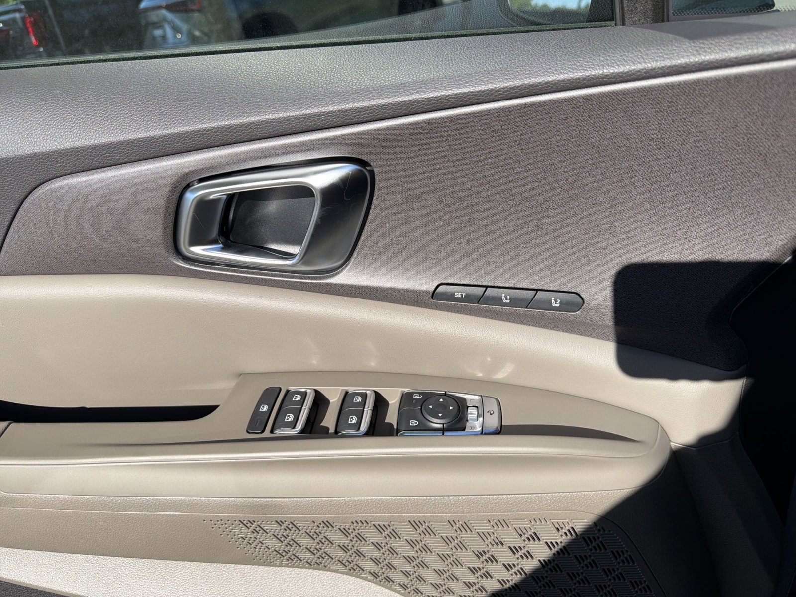 New 2026 Kia Carnival EX FWD image 33