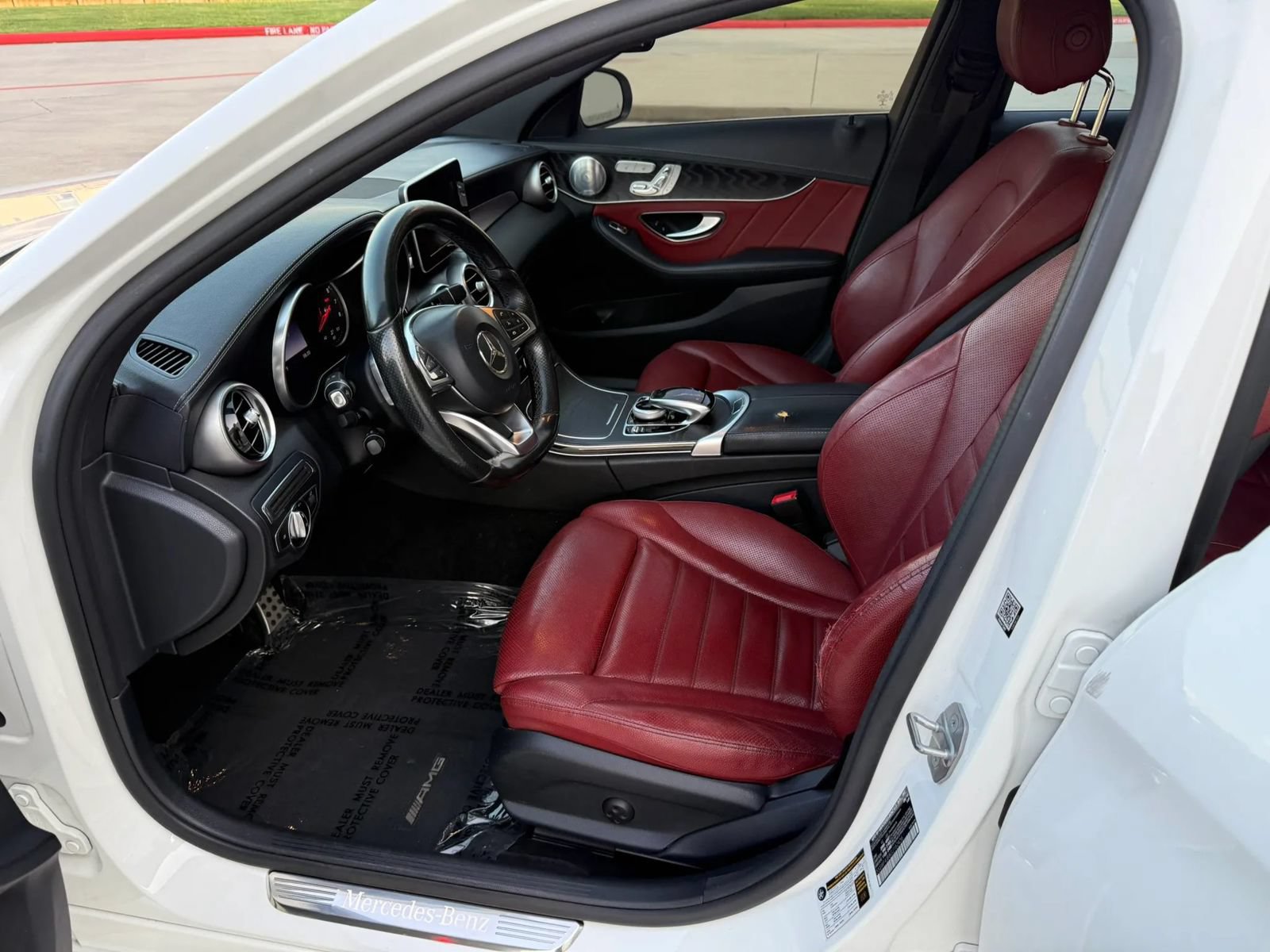 Used 2016 Mercedes-Benz C 300 Sedan image 11