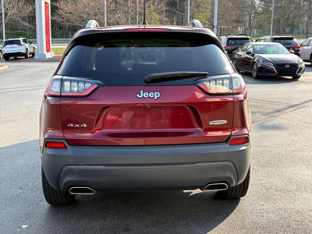 Used 2019 Jeep Cherokee Latitude w/ Popular Appearance Group image 5
