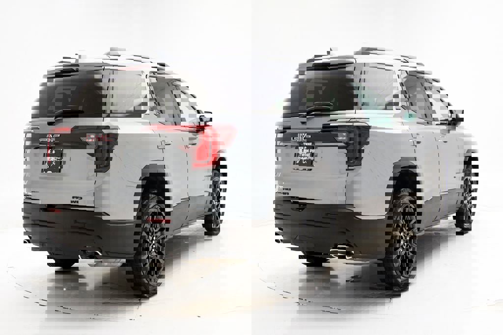 Used 2023 GMC Acadia SLE w/ Driver Convenience Package image 9