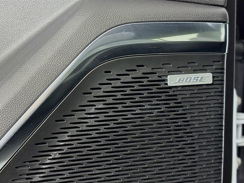 Used 2026 GMC Acadia Elevation image 19