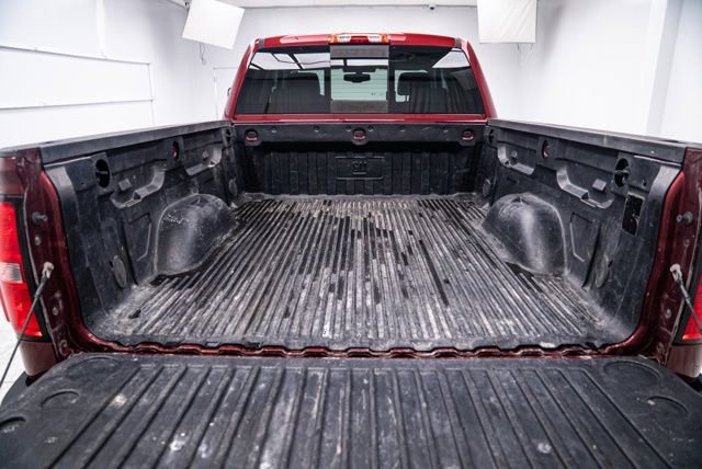 Used 2015 GMC Sierra 2500 SLT w/ Suspension Package, Off-Road image 27