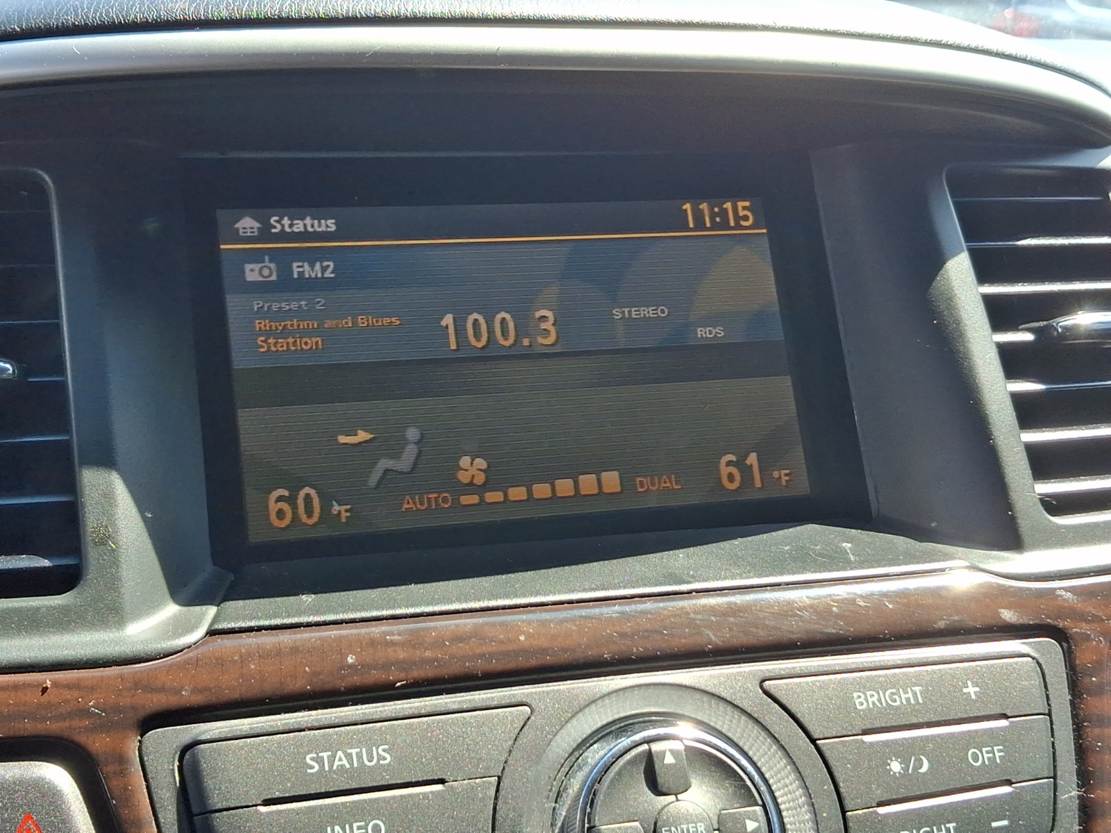 Used 2014 Nissan Pathfinder SL AWD/4WD image 15