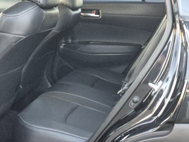 Used 2025 Toyota Corolla Cross XLE image 19