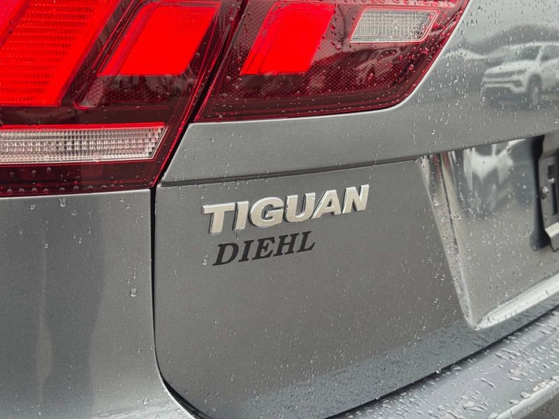 Used 2019 Volkswagen Tiguan S w/ Driver Assistance Package image 35