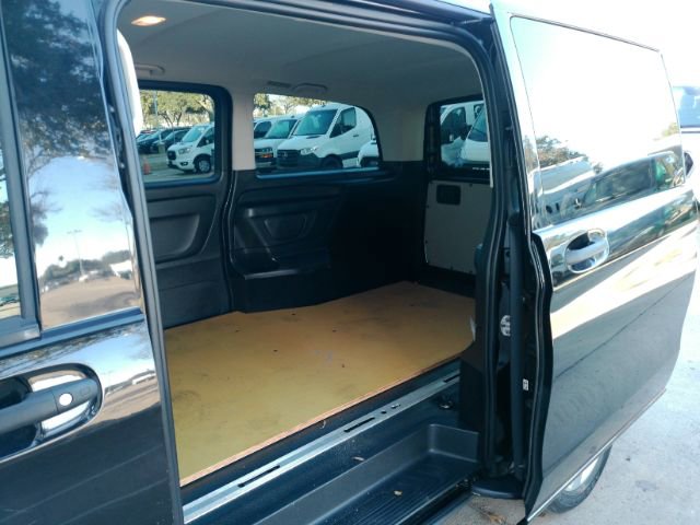 Used 2019 Mercedes-Benz Metris Passenger image 7