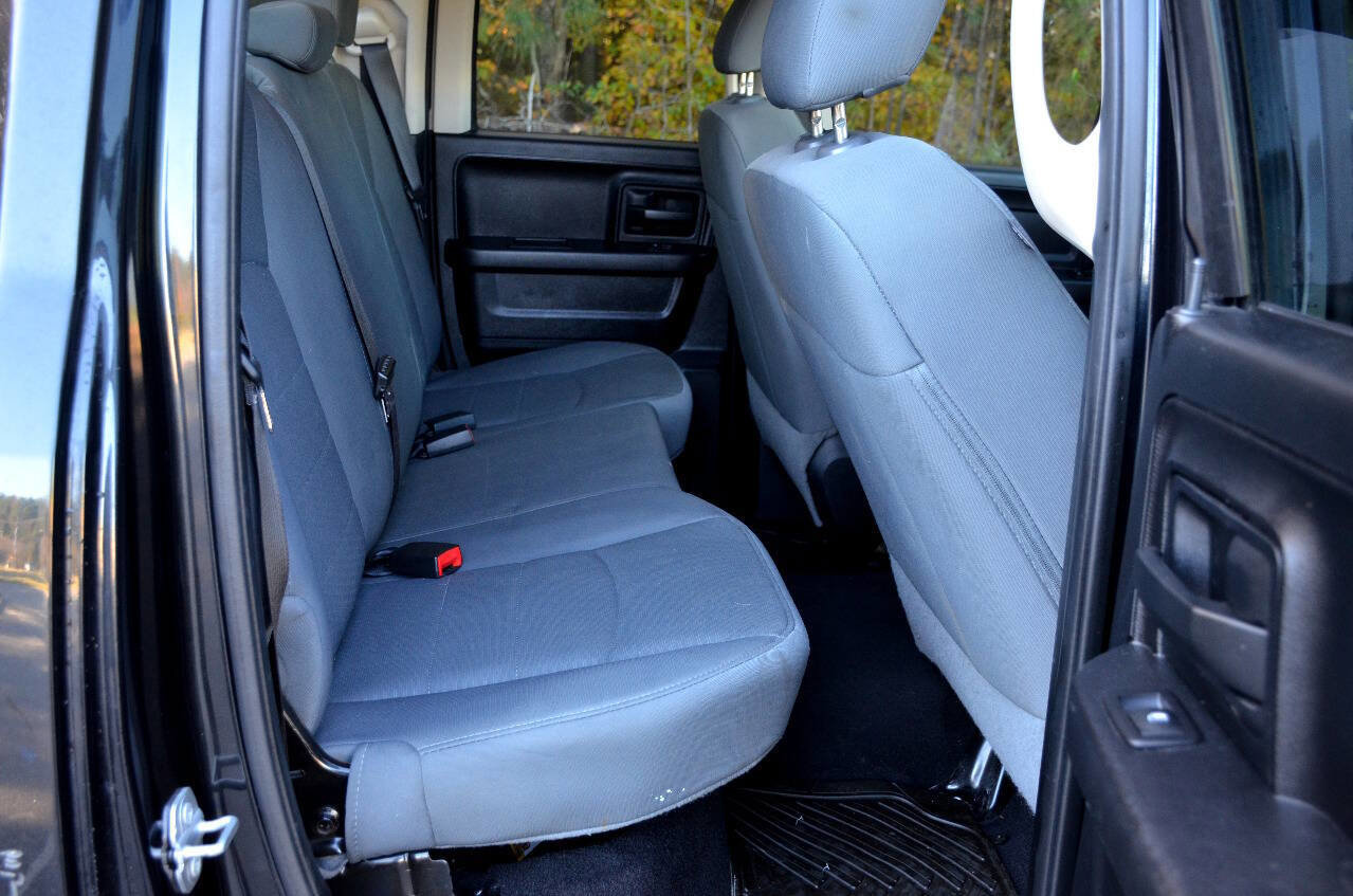 Used 2015 RAM 1500 Express w/ Black Ram 1500 Express Group image 12