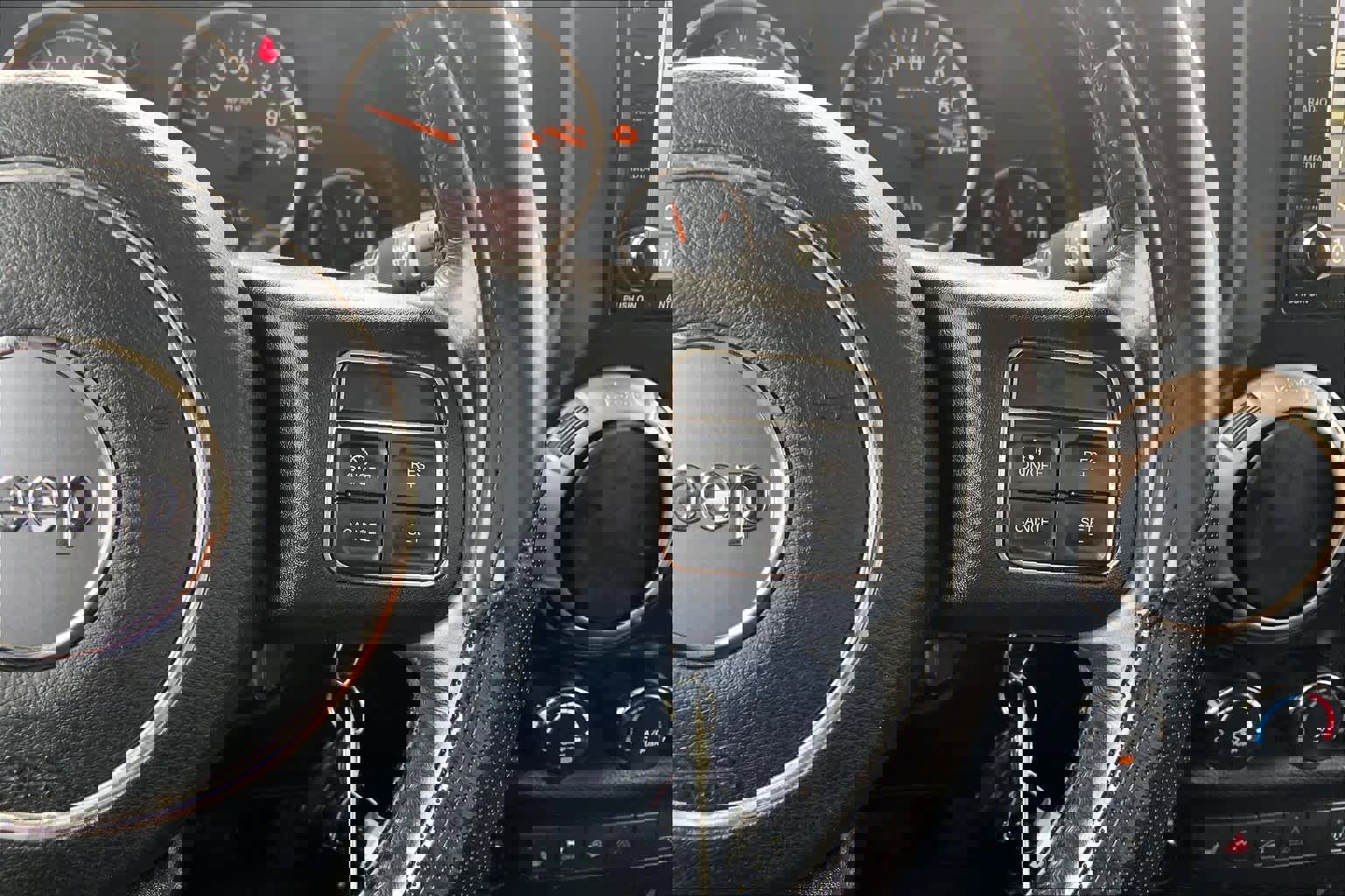 Used 2017 Jeep Wrangler 75th Anniversary image 24