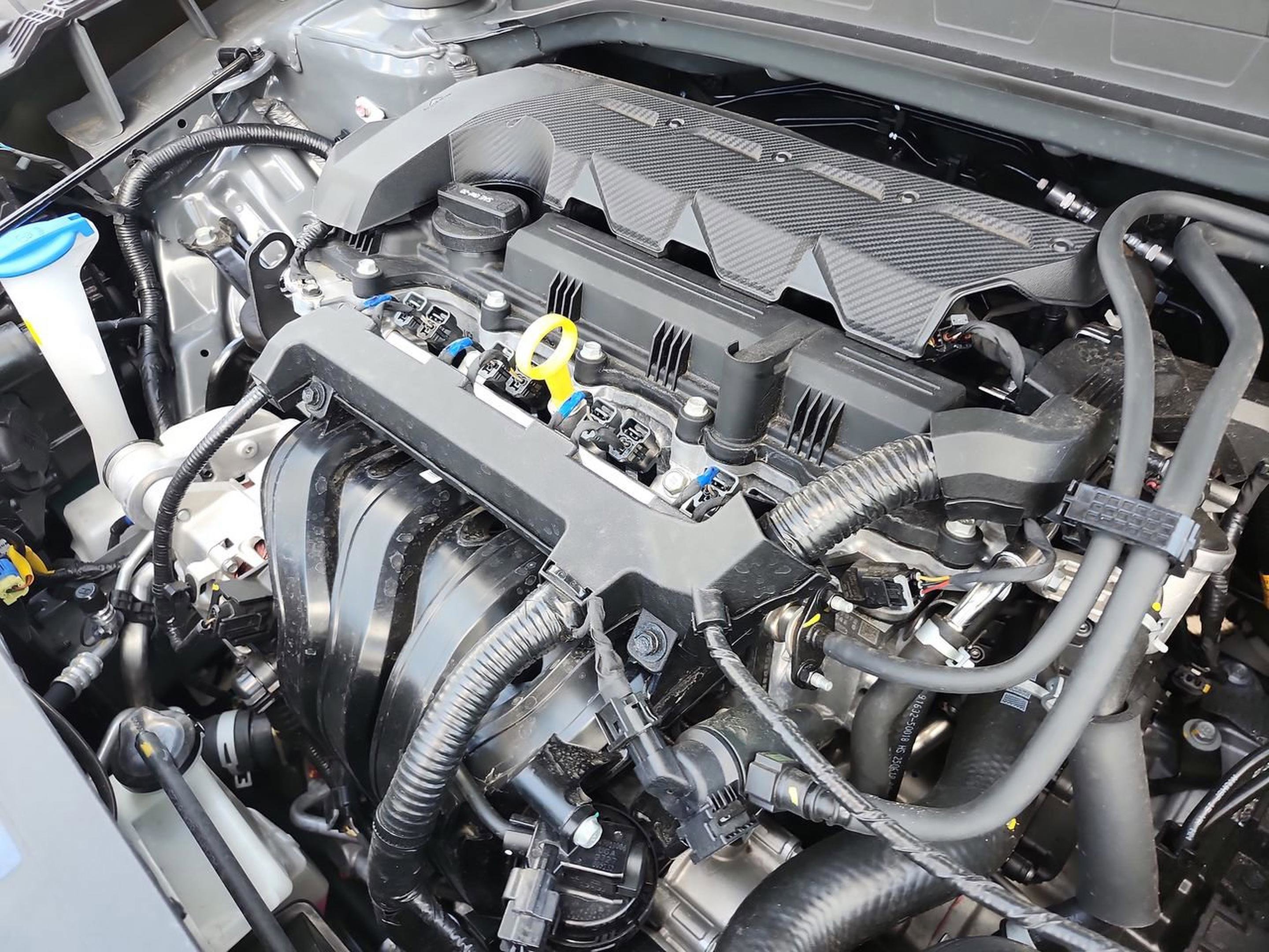 Certified 2026 Hyundai Venue SEL FWD image 21