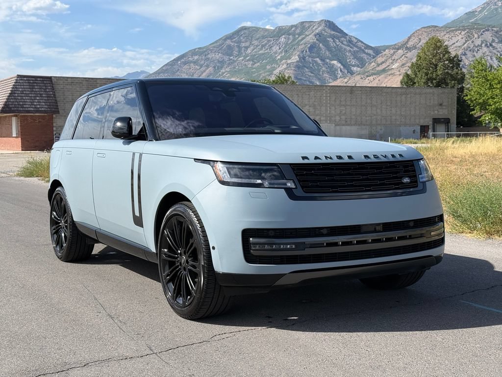 Used 2023 Land Rover Range Rover SE AWD/4WD image 1