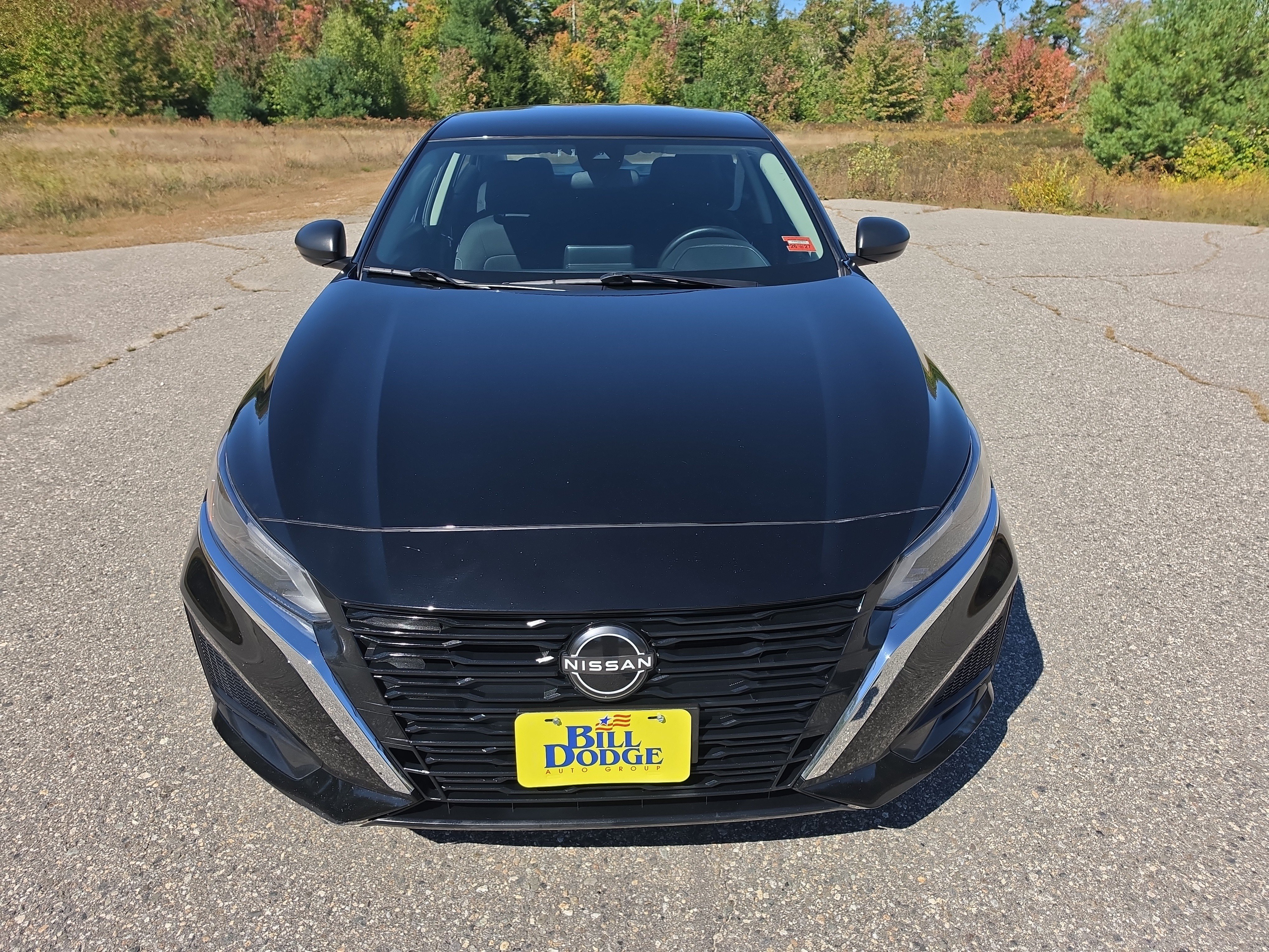 Used 2024 Nissan Altima 2.5 SV FWD image 2