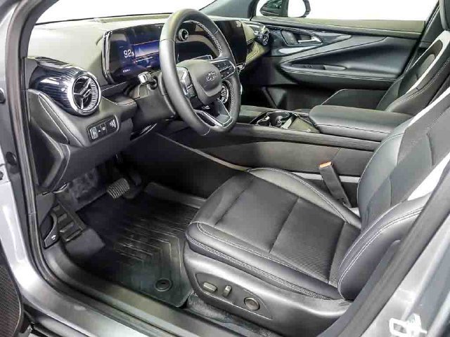 Used 2026 Chevrolet Blazer EV LT AWD/4WD image 13