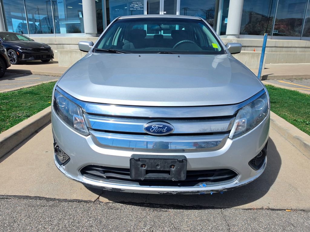 Used 2012 Ford Fusion SE FWD image 2