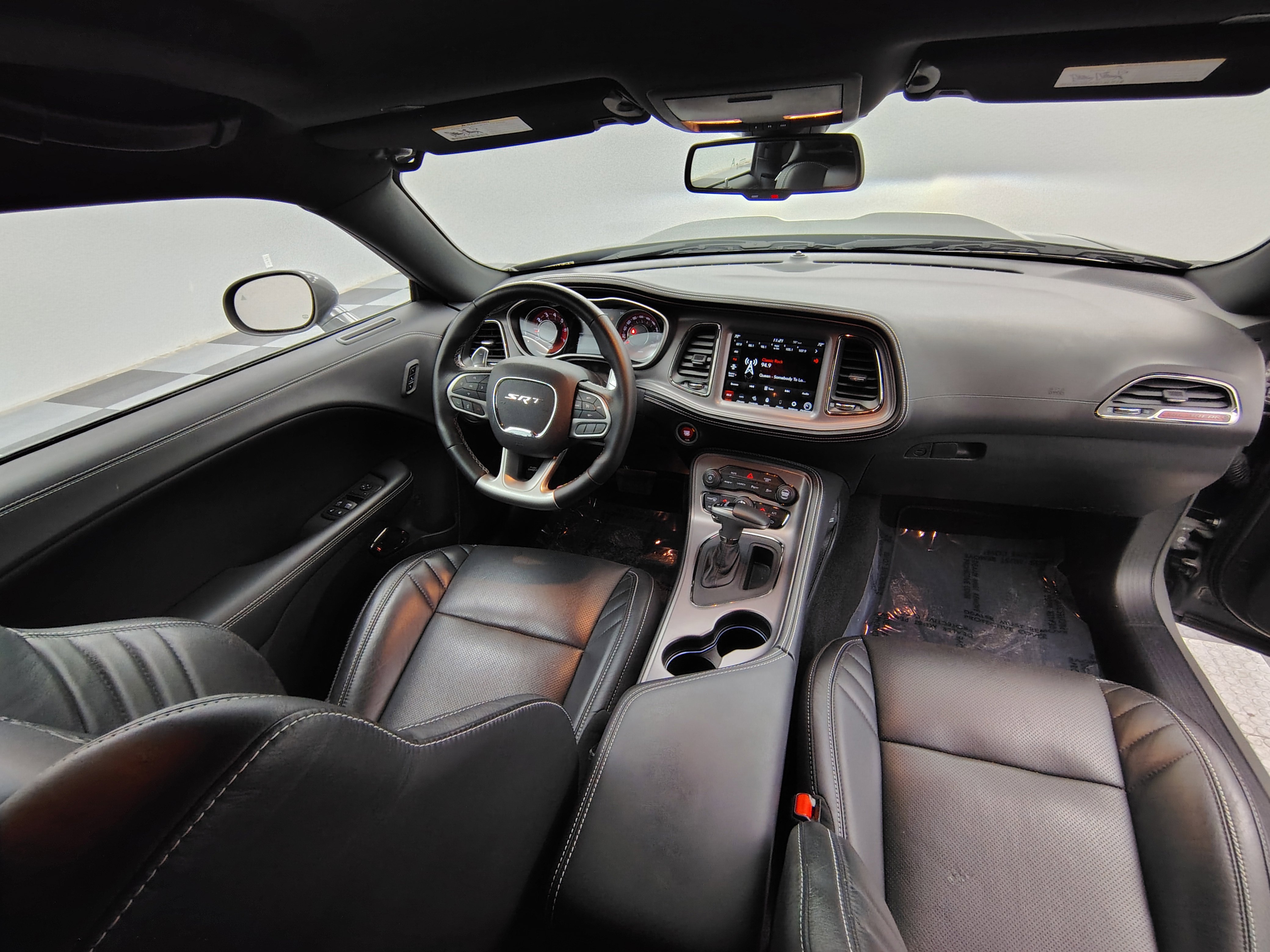 Used 2023 Dodge Challenger SRT Hellcat image 2