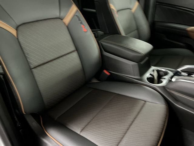 Certified 2025 GMC Canyon AT4 w/ AT4 Premium Package AWD/4WD image 28