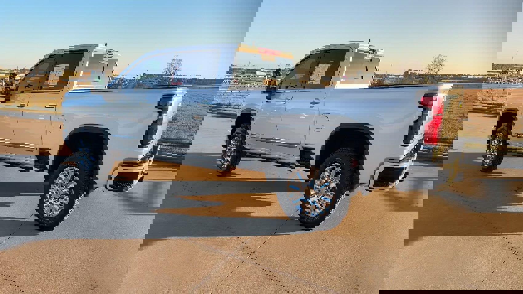 Used 2025 Chevrolet Silverado 2500 High Country w/ Technology Package image 5