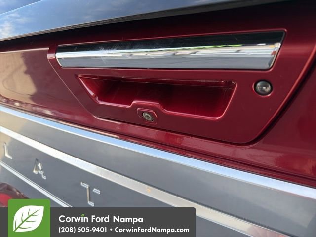 Used 2015 Ford F150 Platinum w/ Technology Package image 12