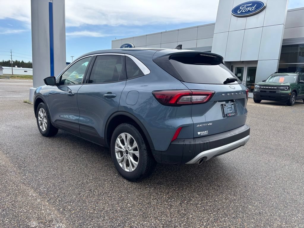 Used 2023 Ford Escape Active w/ Tech Pack #2 AWD/4WD image 5
