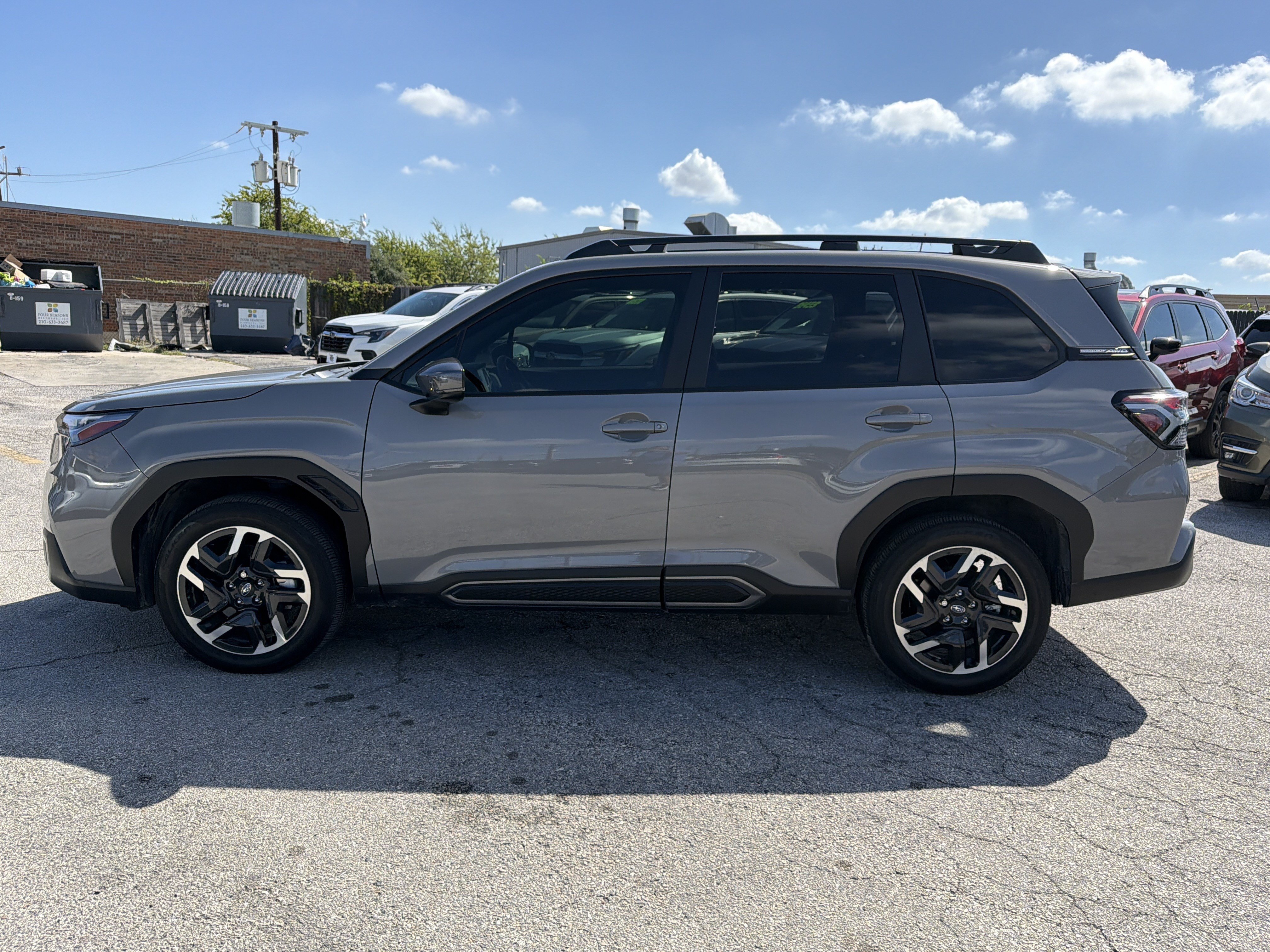 Used 2025 Subaru Forester Limited w/ Popular Package #2 AWD/4WD image 6