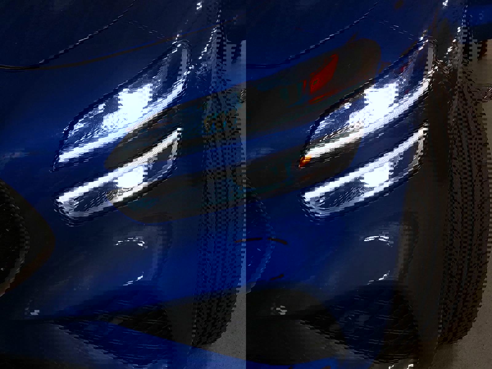 Used 2023 Genesis G70 2.0T w/ Sport Prestige Package image 32