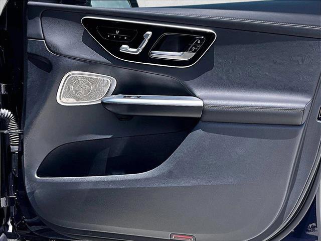 Certified 2024 Mercedes-Benz GLC 300 image 19