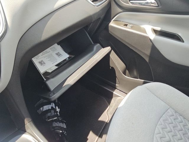 Used 2024 Chevrolet Equinox LS FWD image 47