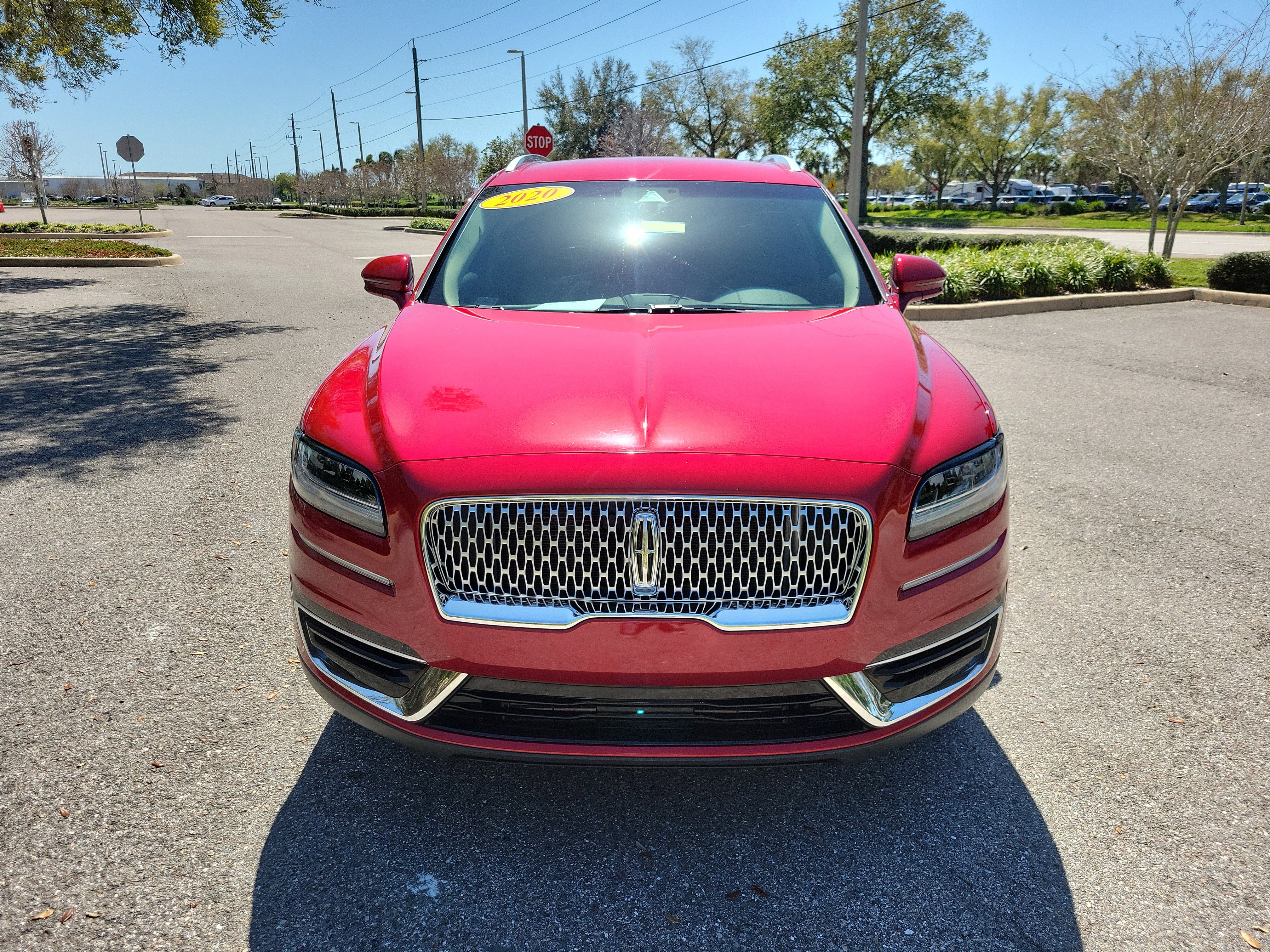 Used 2020 Lincoln Nautilus FWD w/ Equipment Group 101A image 2