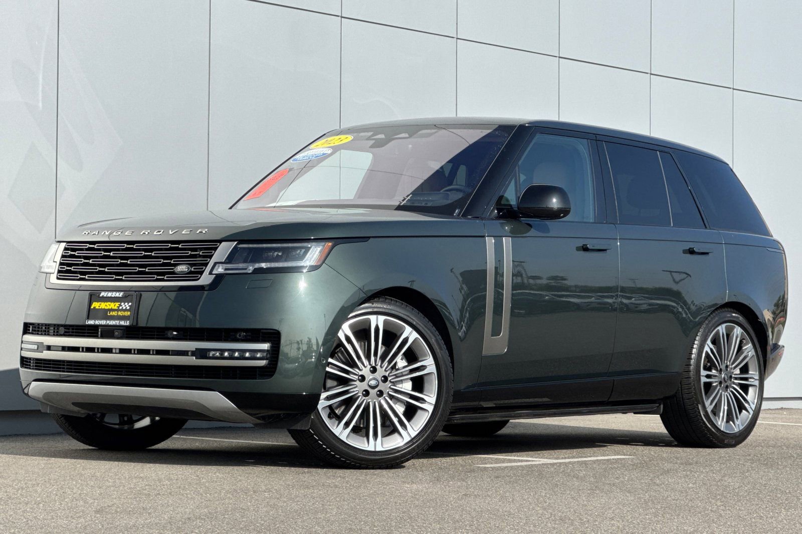 Used 2023 Land Rover Range Rover SE