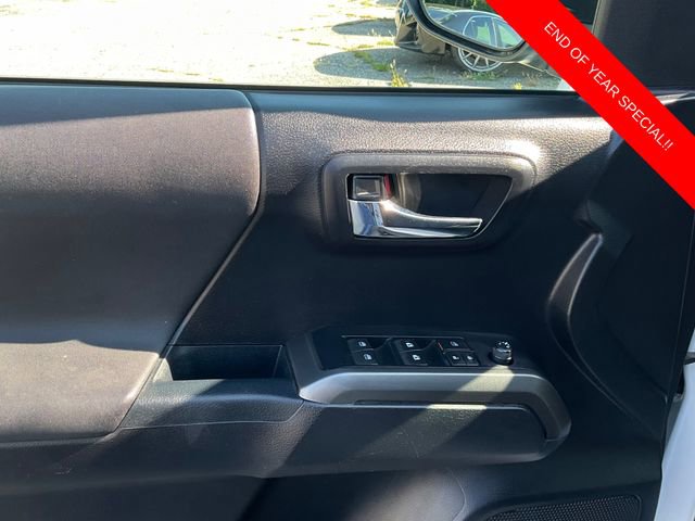 Used 2020 Toyota Tacoma TRD Sport w/ Technology Package image 11