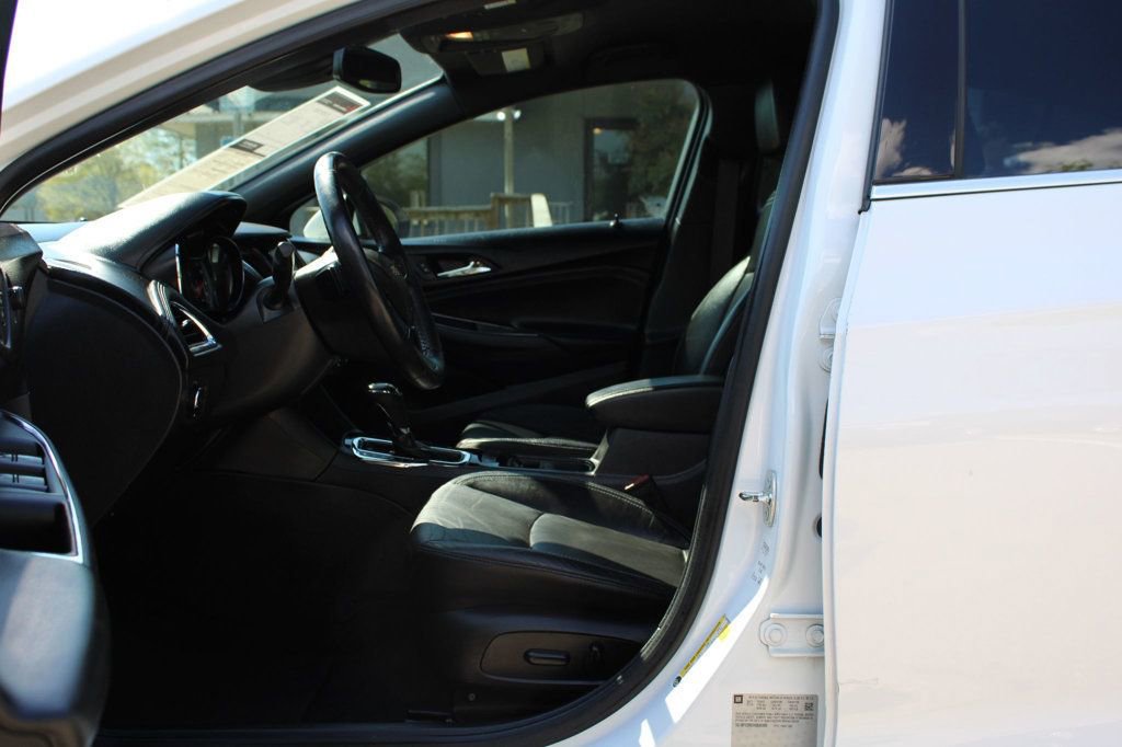 Used 2017 Chevrolet Cruze Premier w/ RS Package FWD image 12