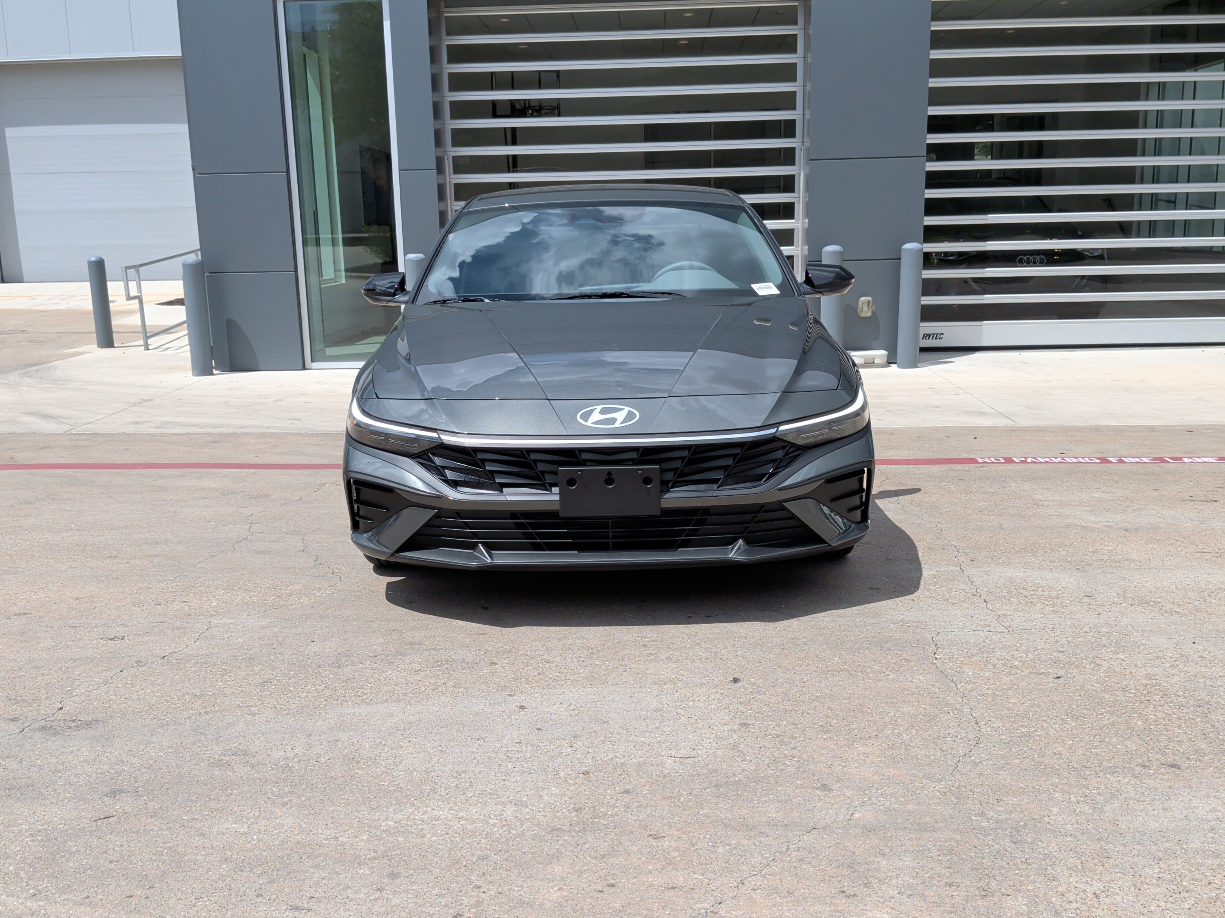 Used 2026 Hyundai Elantra Sport w/ Cargo Package FWD image 3