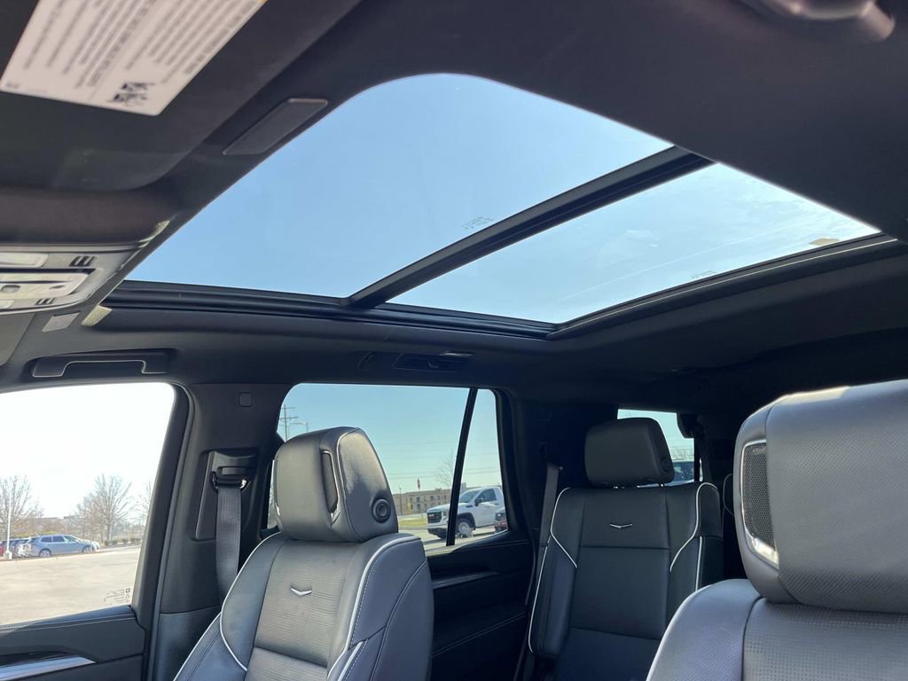 Certified 2025 Cadillac Escalade Sport w/ Touring Package image 29