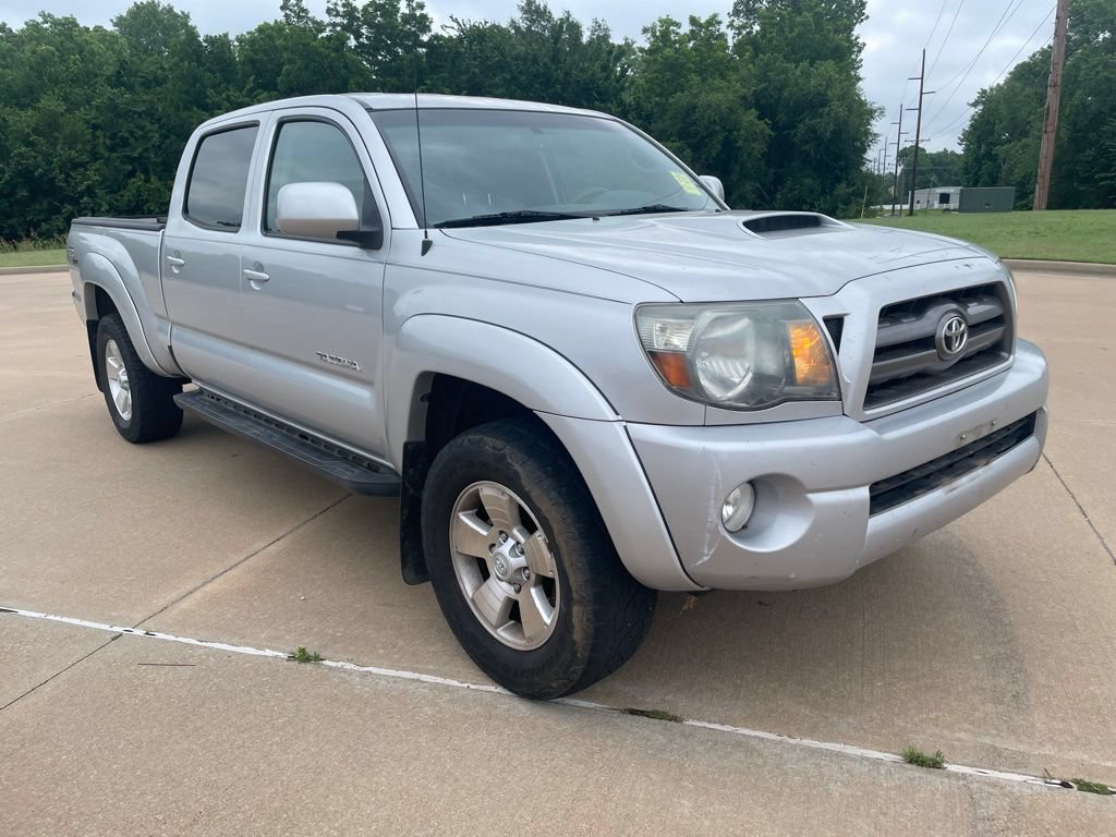 Used 2010 Toyota Tacoma 4x4 Double Cab image 3