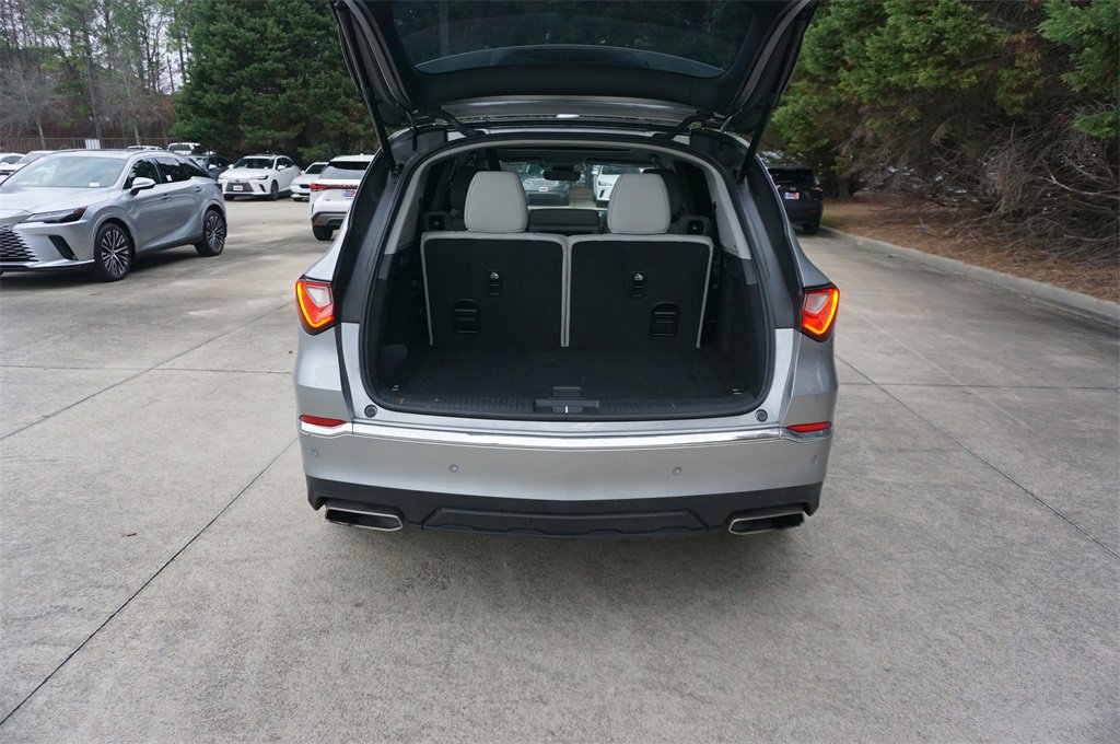 Used 2023 Acura MDX FWD w/ Technology Package image 19