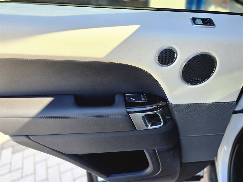 Used 2022 Land Rover Range Rover Sport HSE Silver Edition image 11