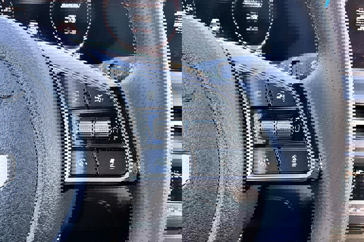 Used 2024 Kia Seltos SX image 24