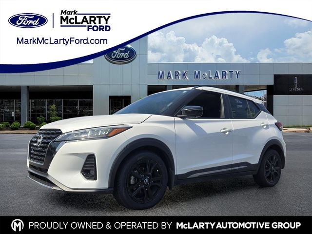 Used 2024 Nissan Kicks SR FWD image 1